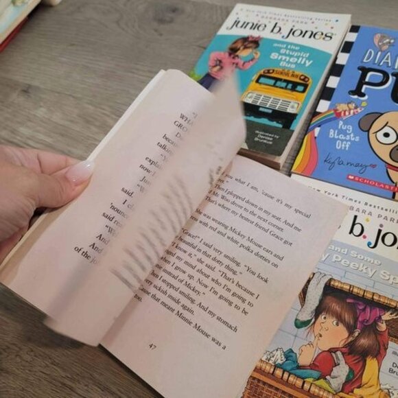 books. lot of 6 books. maybe 2, 3rd of 4th grade level depending on the kid. jun - Picture 2 of 5